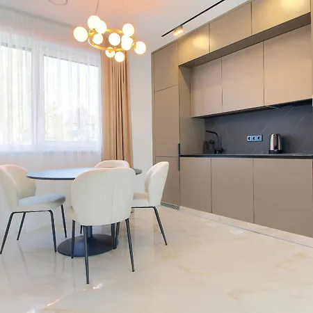 Genys Luxury Apartamentai 1 Апартаменты