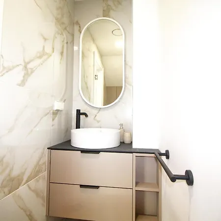 Apartament Genys Luxury Apartamentai 1 *