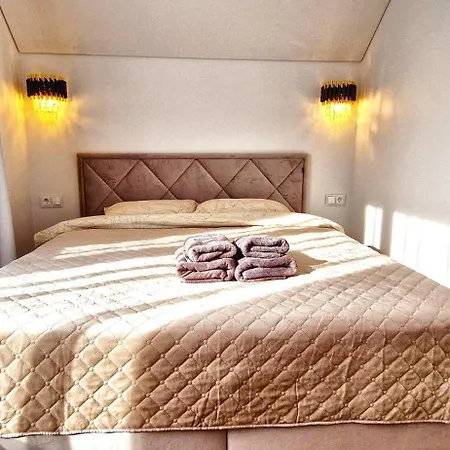 Genys Luxury Apartamentai 1 * Паланга