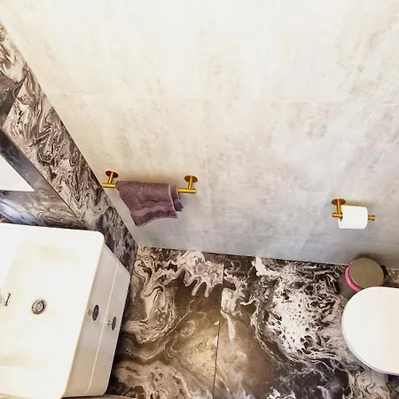 Genys Luxury Apartamentai 1 *